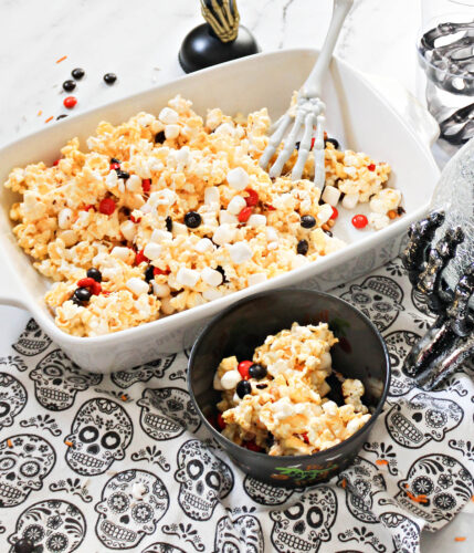 Easy-Spooky-Marshmallow-Popcorn-Recipe-athomewithzan.com