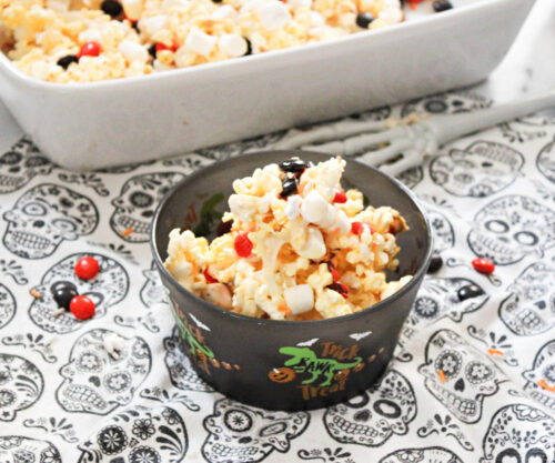 Easy-Spooky-Marshmallow-Popcorn-Recipe-athomewithzan.com