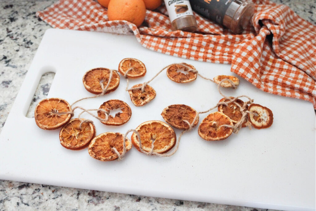 How-to-Dry-Orange-Slices-How-to-Dehydrate-Orange-Slices-in-the-Oven-for-Decoration