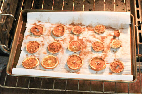 How-to-Dry-Orange-Slices-How-to-Dehydrate-Orange-Slices-in-the-Oven-for-Decoration