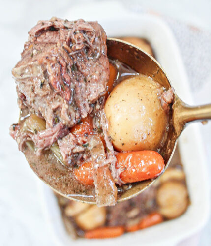 Slow-Cooker-Beef-Chuck-Roast-Recipe-Crockpot-Recipes-for-Dinner-Easy-Dinner-Ideas-Dinner-Ideas-for-Busy-Nights-Easy-Weeknight-Dinner-for-Families-athomewithzan.com