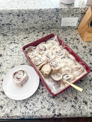 Homemade-Freezer-Cinnamon-Rolls-Overnight-Cinnamon-Rolls-Recipe-Feezer-Breakfast-Ideas-Make-Ahead-Breakfast-Ideas-Meal-Prepping-athomewithzan