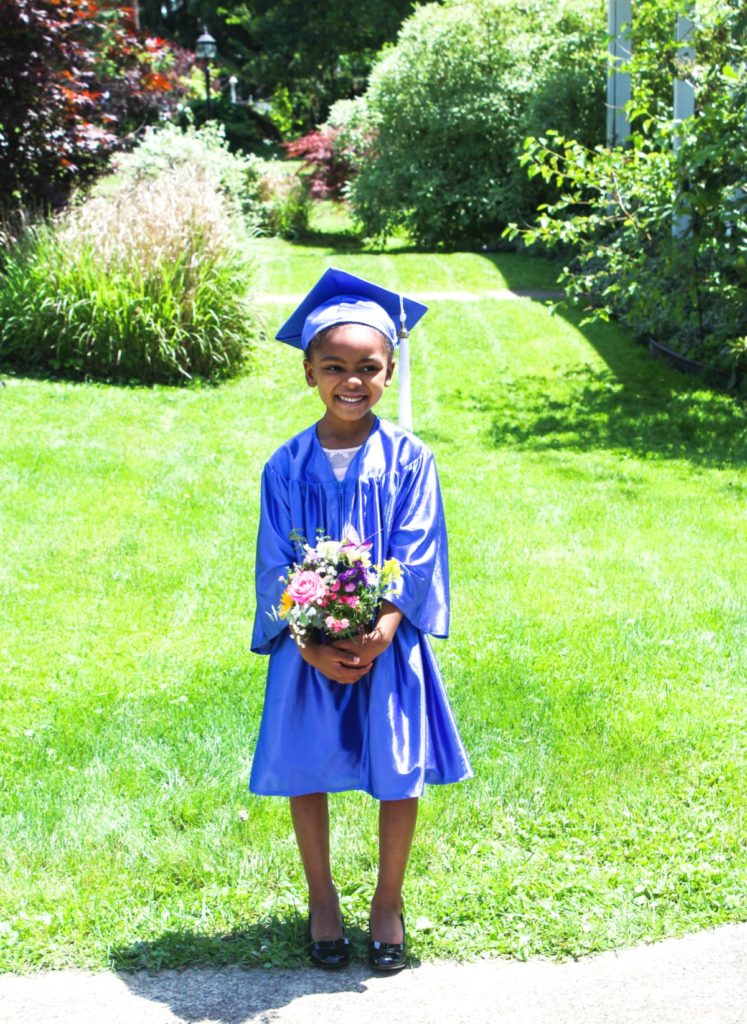 Download Kindergarten Graduation Photo Shoot - At Home With Beauty