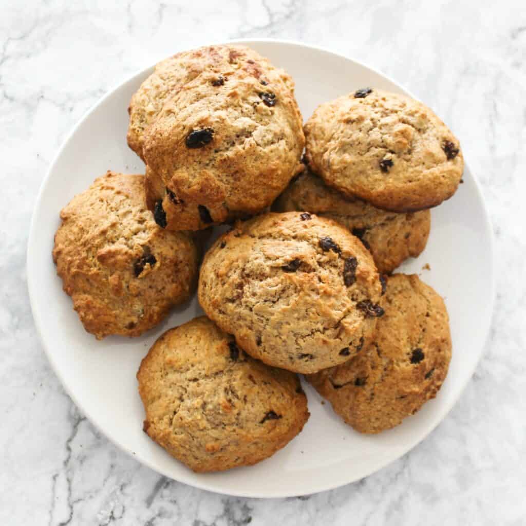 Raisin Rocks Cinnamon Raisin Buns – AHWZ