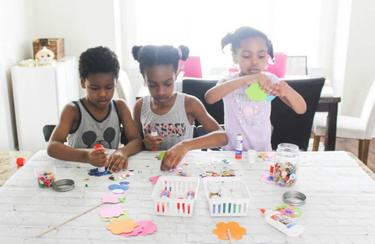 Paper Spring Flowers - Crafts for Kids