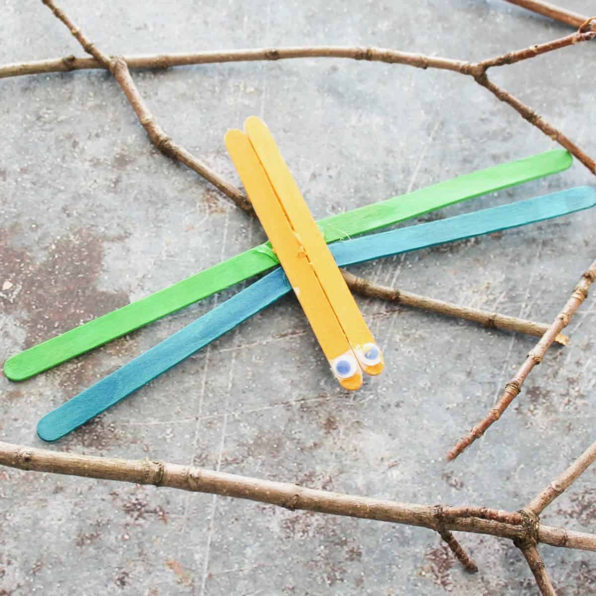 Popsicle Stick Dragonfly