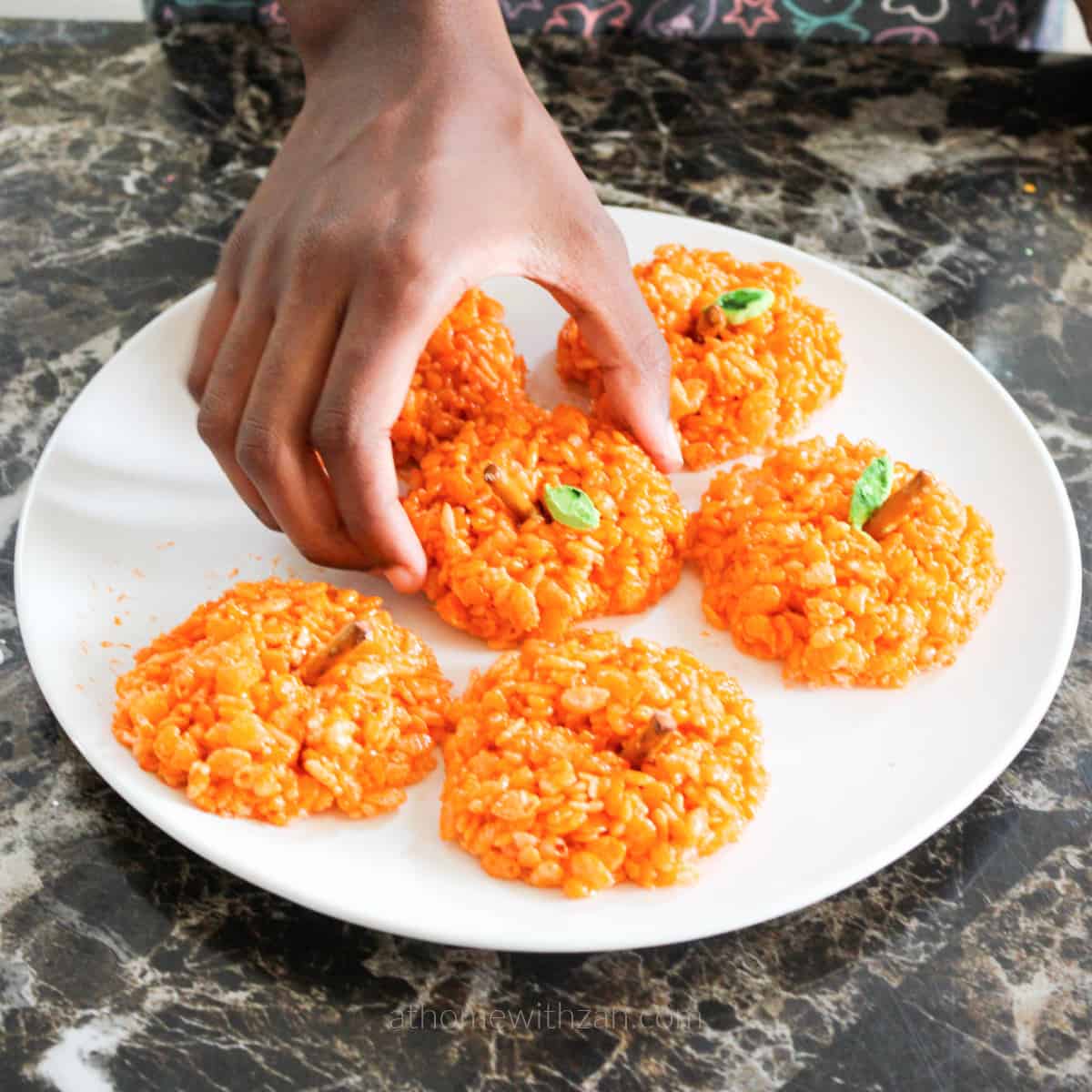 Pumpkin Rice Crispy Treats - athomewithzan.com