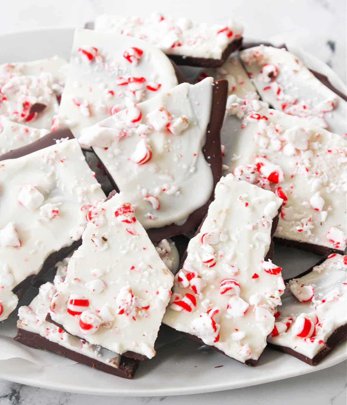 Peppermint Christmas Bark Recipe - athomewithzan.com