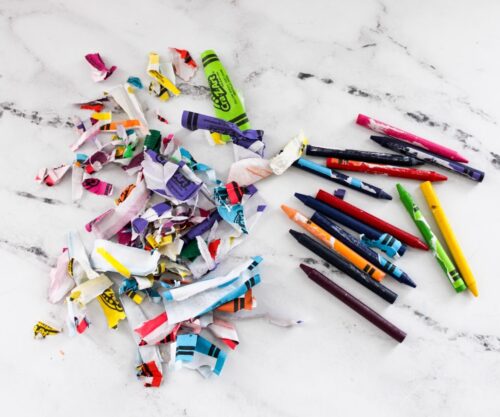 Rainbow-Crayons-DIY-athomewithzan.com