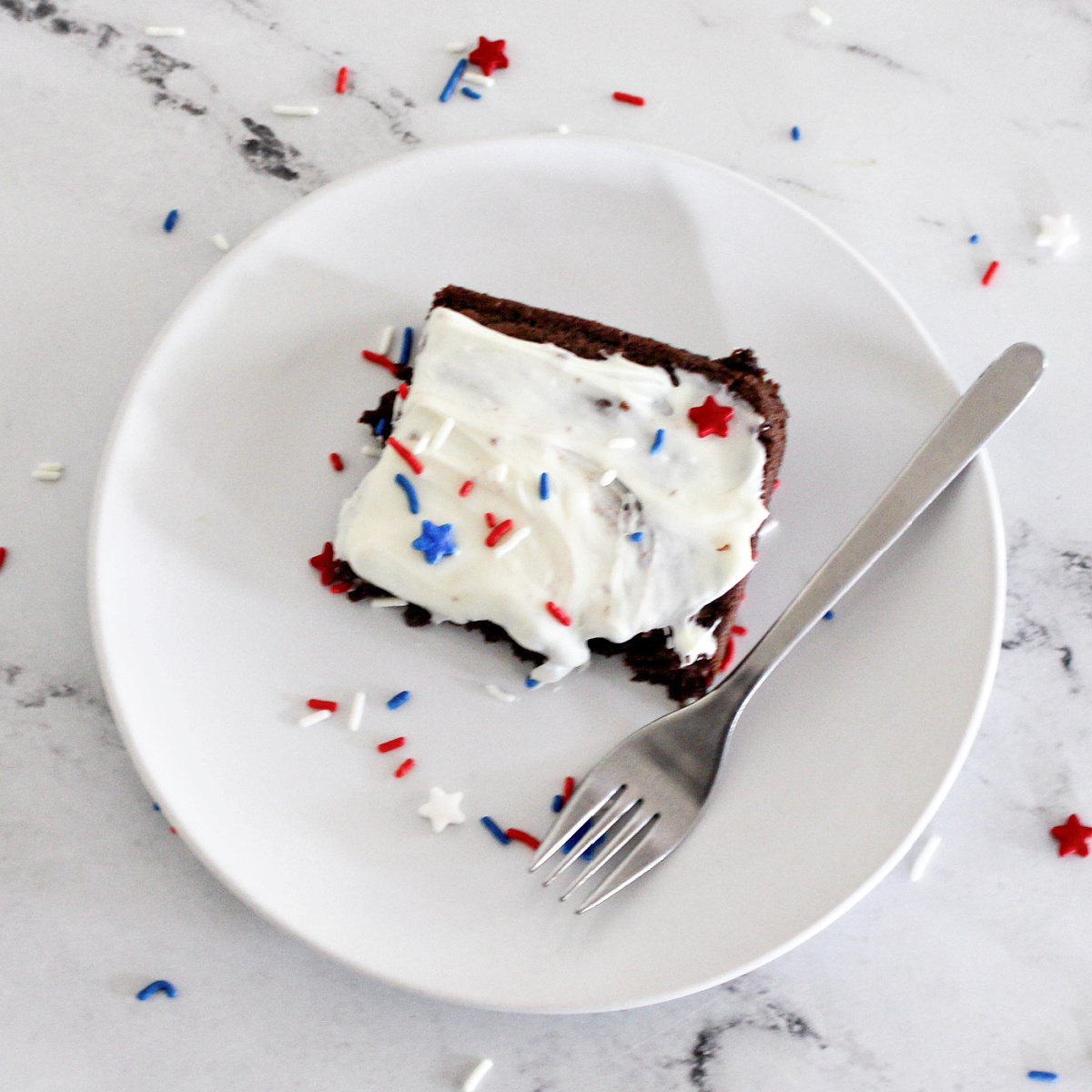 Brownie-Recipe-Patriotic-Brownies-Red-White-and-Blue-Brownies-athomewithzan.com
