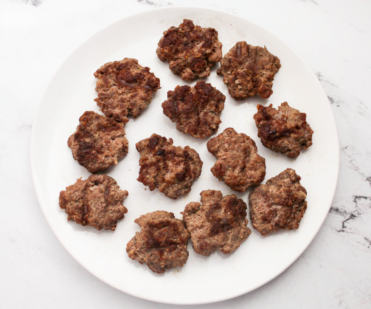 Make-Ahead-School-Lunches-Hamburgers-athomewithzan.com