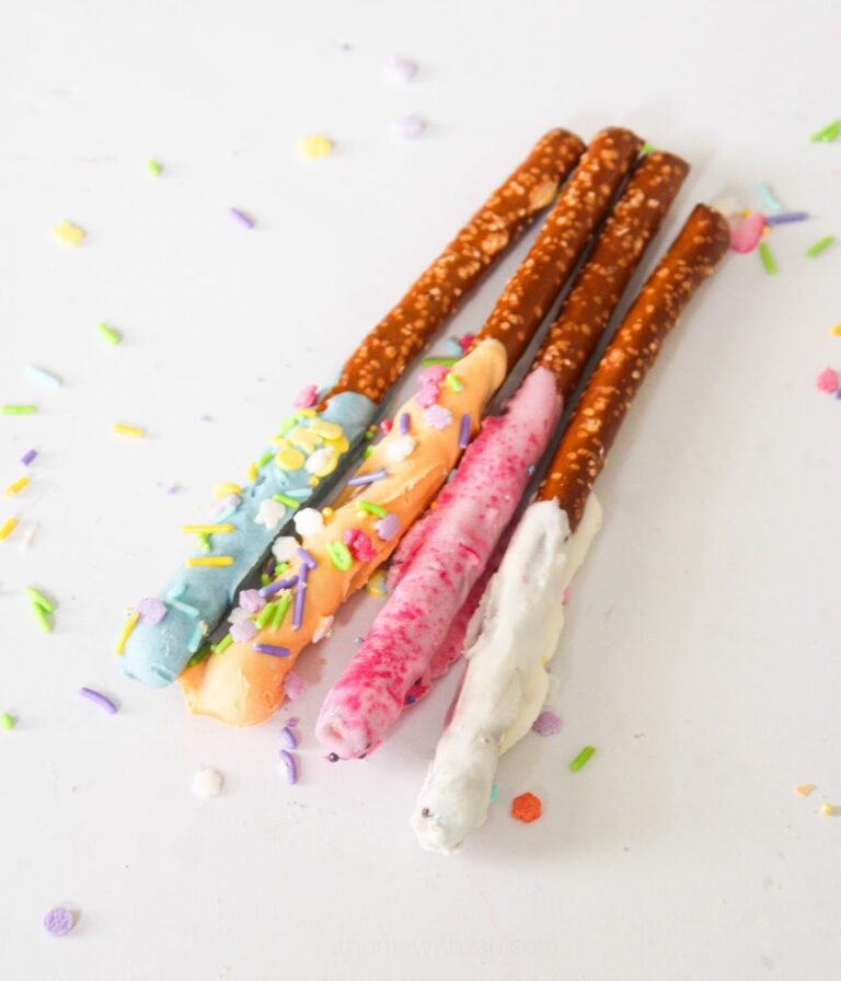 Easter-Pretzel-Wands-Chocolate-Covered-Pretzel-Rods-athomewithzan