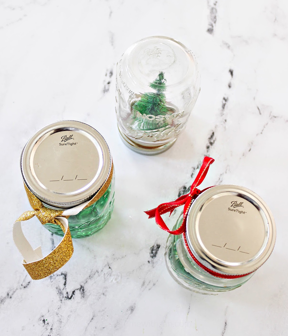 DIY-Snow-Globes-Easy-DIY-Snow-Globe-athomewithzan.com
