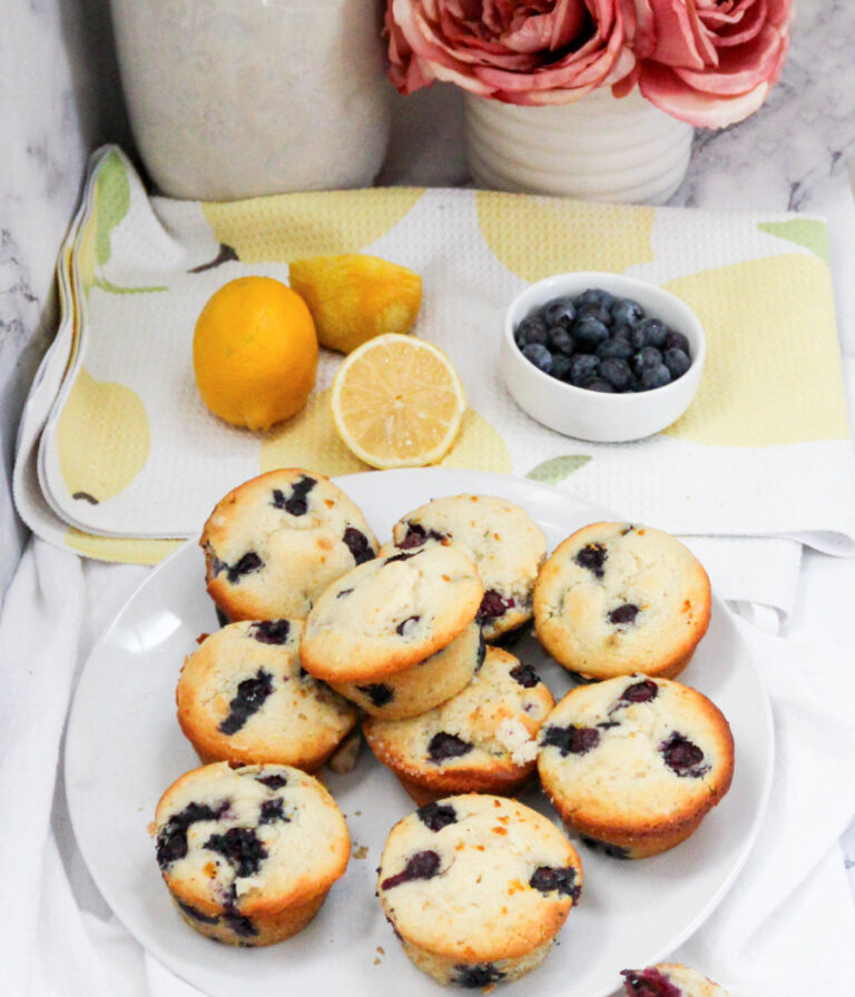 Lemon-Blueberry-Muffins-Moist-Lemon-Blueberry-Muffins-Easy-Muffin-Recipes-athomewithzan.com