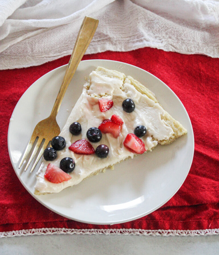 Sugar-Cookie-Fruit-Pizza-Recipe-Cookie-Pizza-Fruit-Pizza-Summer-Recipes-athomewithzan